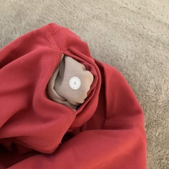 Lululemon leggings - Picture 4 of 4